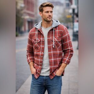 Free Planet Men’s Plaid Flannel Hoodie Shirt Jacket Medium Red Button Up NWOT